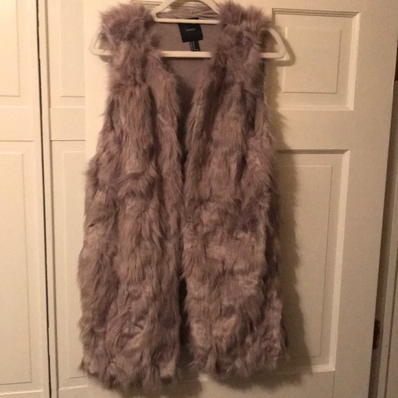 Forever 21 Jackets & Blazers - Faux fur vest